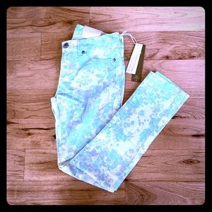 NWT - Lauren Conrad - Kate the pencil - Floral - 4